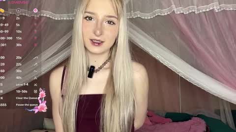 Eva online show from 04/12/26, 08:08