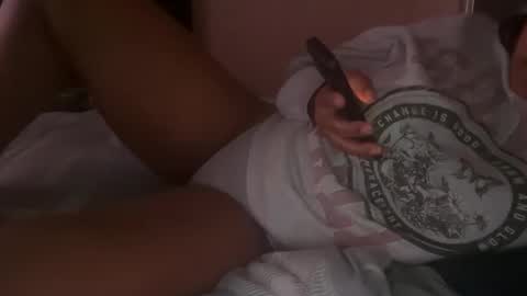 onlyinurdreams00 online show from 10/18/25, 03:09