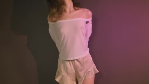  JETT  online show from 05/06/26, 09:31
