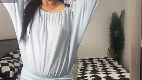 Snapshot of onlylookatu chatting on 03/24/26, 05:18 ku ku online show from 03/24/26, 05:18