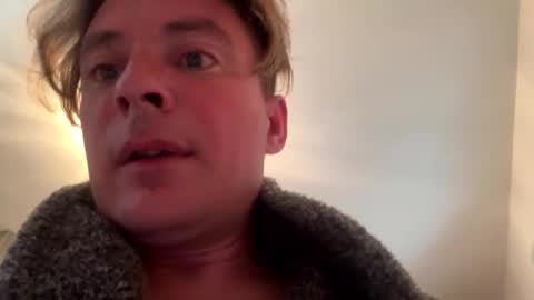 onlyloveyoutwice2016 online show from 03/21/26, 09:36