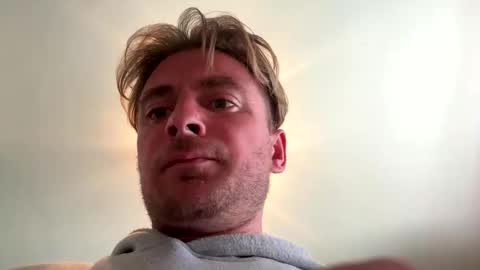 onlyloveyoutwice2016 online show from 04/12/26, 02:00