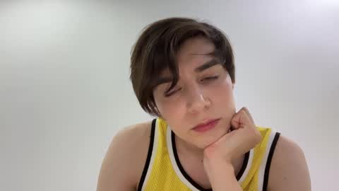 Sergio online show from 10/24/25, 02:08