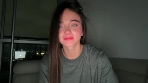 Sophia online show from 05/19/26, 01:56
