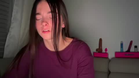 Snapshot of onlysophia chatting on 06/11/26, 12:32 Sophia online show from 06/11/26, 12:32