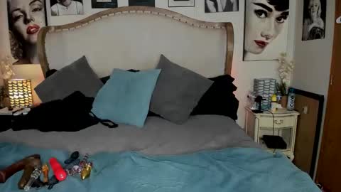 Snapshot of onlytasha chatting on 02/24/26, 04:10 onlytasha online show from 02/24/26, 04:10