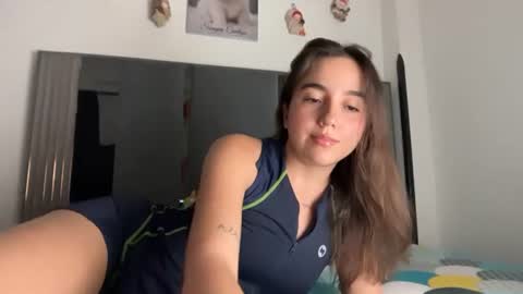 PAREJA LATINA JOVEN MUY CACHONDOS online show from 08/04/26, 11:07