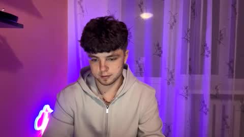 Mike online show from 11/08/25, 07:01