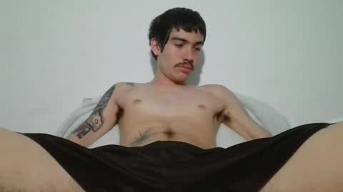 onzas_ online show from 02/17/26, 07:49