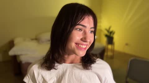 Helen online show from 03/12/25, 06:33