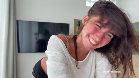 Helen online show from 05/14/26, 06:42