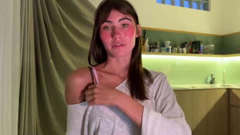Helen online show from 06/29/26, 10:10