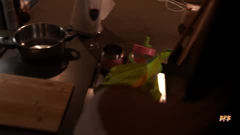 Eva online show from 02/05/25, 04:14