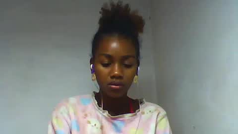 oooorazanasoa online show from 06/12/26, 04:00