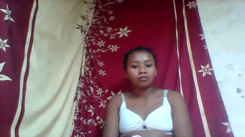 oooozafiette online show from 05/23/26, 06:23