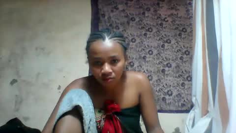 oooozafiette online show from 06/30/26, 06:53