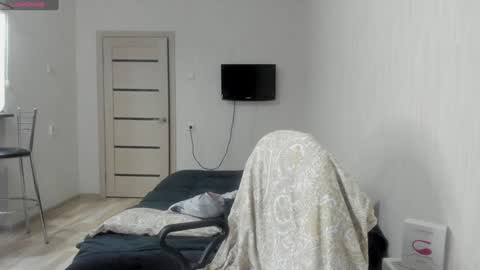 Britney online show from 01/05/25, 06:13