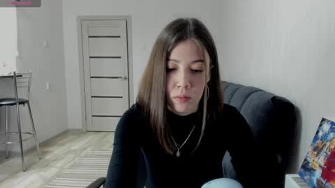 Britney online show from 03/08/25, 08:57