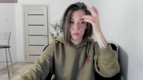 Britney online show from 09/11/25, 06:19