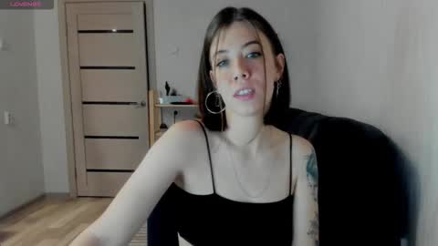 Britney online show from 12/02/25, 12:21