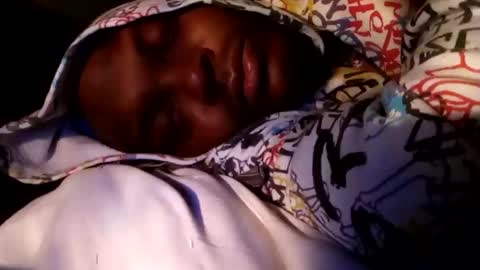 opaque772800 online show from 02/02/25, 08:46