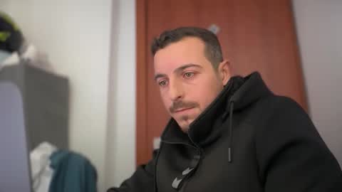 or online show from 12/16/25, 10:20