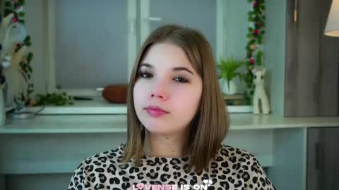 Jenny online show from 12/23/25, 01:14