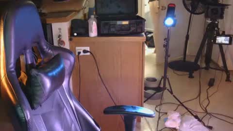 oregoncameraman online show from 06/14/26, 11:23
