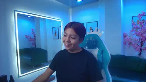 Snapshot of oriana_colby chatting on 03/04/26, 07:53 Oriana online show from 03/04/26, 07:53