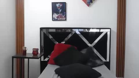 Snapshot of orianna_bodmod chatting on 09/10/25, 09:04 ORIANNA online show from 09/10/25, 09:04