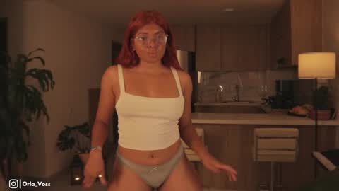 Snapshot of orla_voss chatting on 02/02/25, 12:51 Orla online show from 02/02/25, 12:51