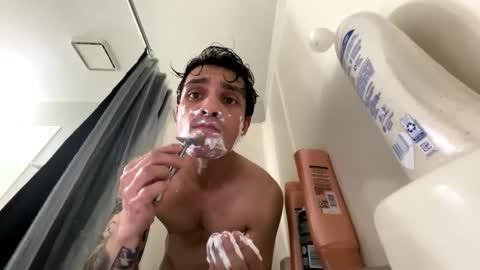 Snapshot of orlando702 chatting on 11/13/25, 12:15 orlando702 online show from 11/13/25, 12:15