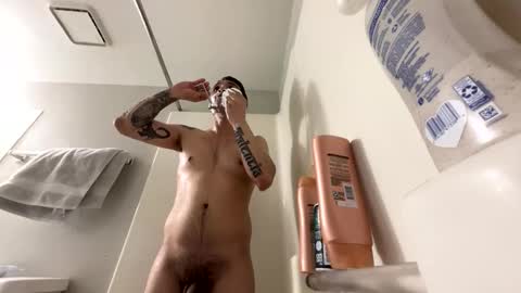 Snapshot of orlando702 chatting on 11/16/25, 07:25 orlando702 online show from 11/16/25, 07:25