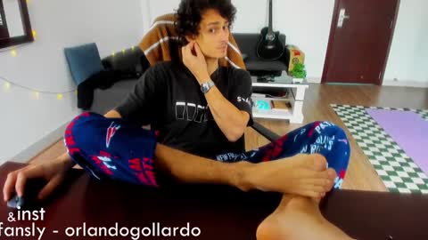 Fansly and Instagram -  online show from 01/13/25, 07:54