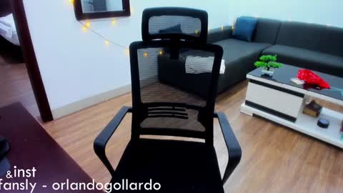 Fansly and Instagram -  online show from 01/20/25, 11:45