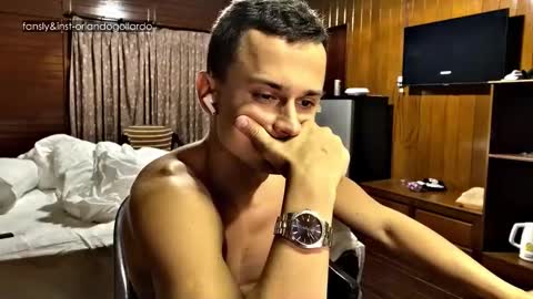 Fansly and Instagram -  online show from 11/26/25, 02:51