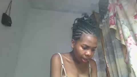 ornellahhh online show from 10/31/25, 06:58