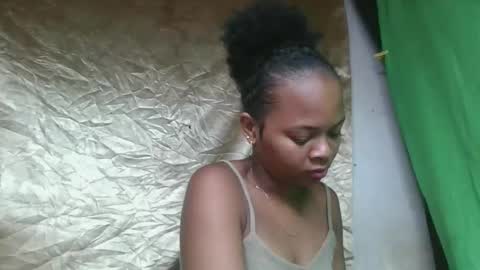 ornellahhh online show from 12/20/25, 04:52