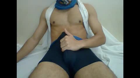 OSAMABIGDICK7 online show from 01/11/26, 06:13