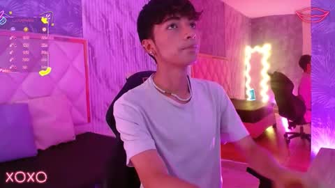 osamu_tay online show from 02/21/26, 07:15