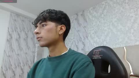 osamu_tay online show from 04/27/26, 03:15