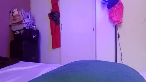 osarito3x online show from 02/23/26, 10:07