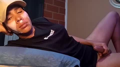 osarito3x online show from 04/17/26, 12:24