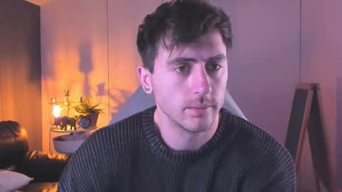 Snapshot of oscar_miller_ chatting on 11/09/25, 09:13 Oscar online show from 11/09/25, 09:13