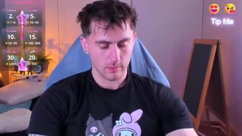 Snapshot of oscar_miller_ chatting on 11/14/25, 09:35 Oscar online show from 11/14/25, 09:35