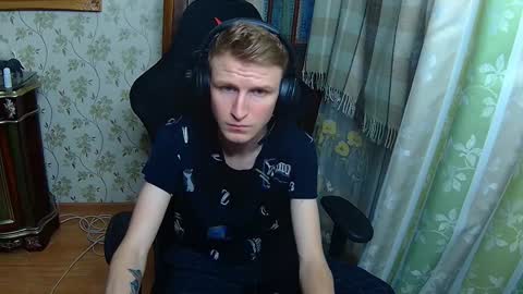 Snapshot of oscar_wildy chatting on 01/11/25, 11:13 Oscar online show from 01/11/25, 11:13