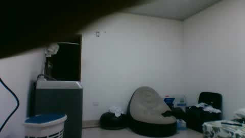 oscarjhe3512 online show from 02/03/26, 12:53