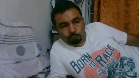 oscarjhe3512 online show from 02/18/26, 01:56