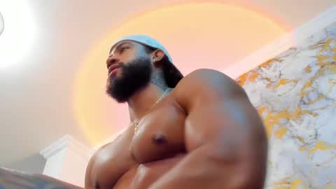 Snapshot of osher_cox chatting on 02/10/25, 01:24 osher_cox online show from 02/10/25, 01:24