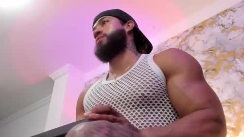 Snapshot of osher_cox chatting on 02/25/25, 02:14 osher_cox online show from 02/25/25, 02:14